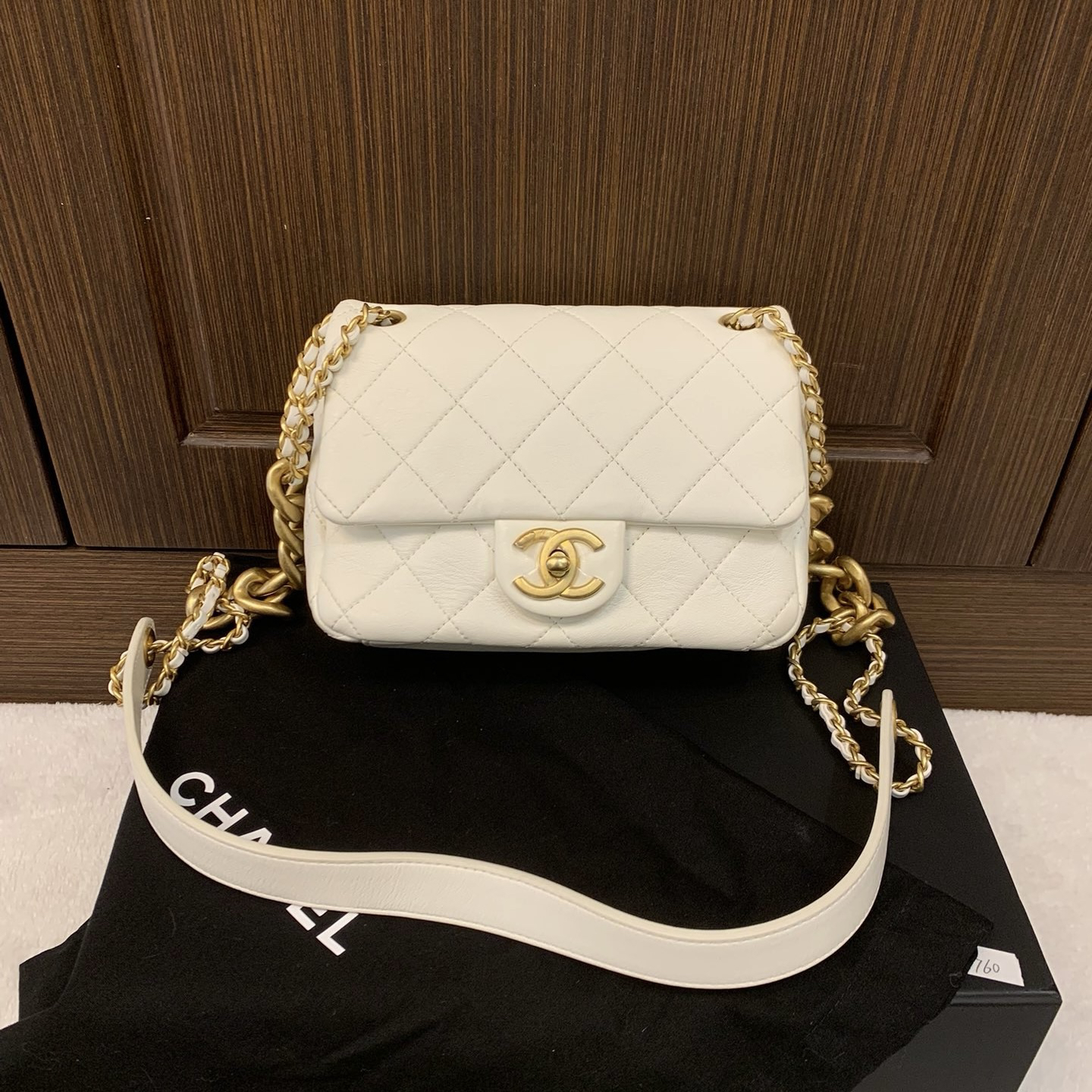 99新 Chanel/香奈儿 Chanel香奈儿22P白金方胖子链条包