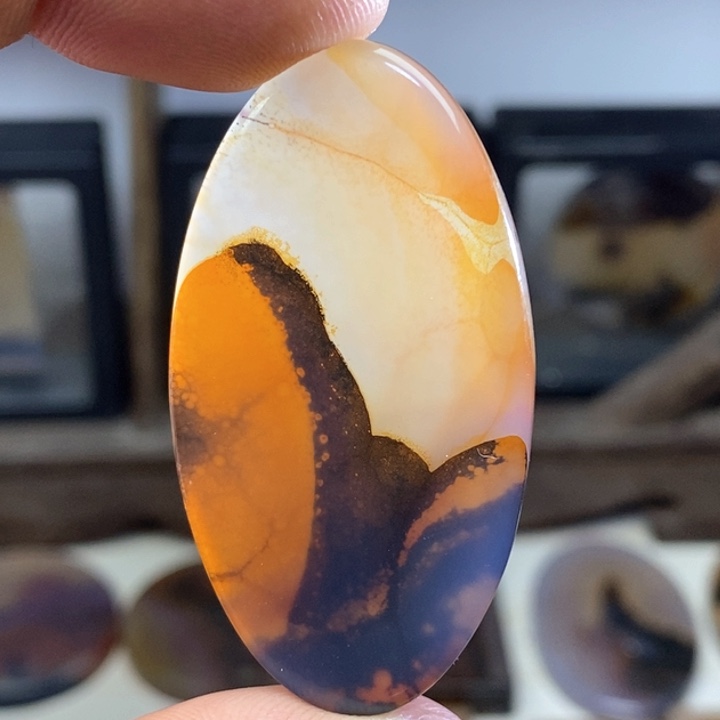 玛瑙/玉髓颈饰未镶嵌