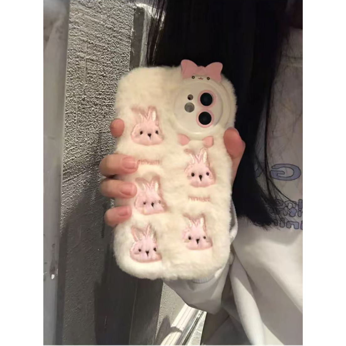秋冬毛绒刺绣小兔适用iphone17promax苹果16手机壳15华为14可爱13