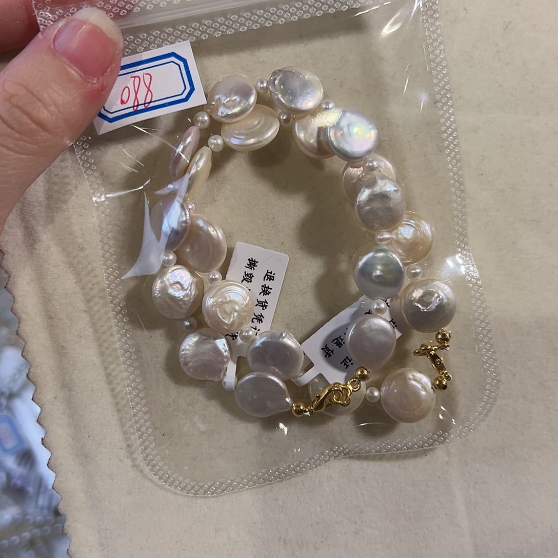 淡水珍珠耳饰未镶嵌