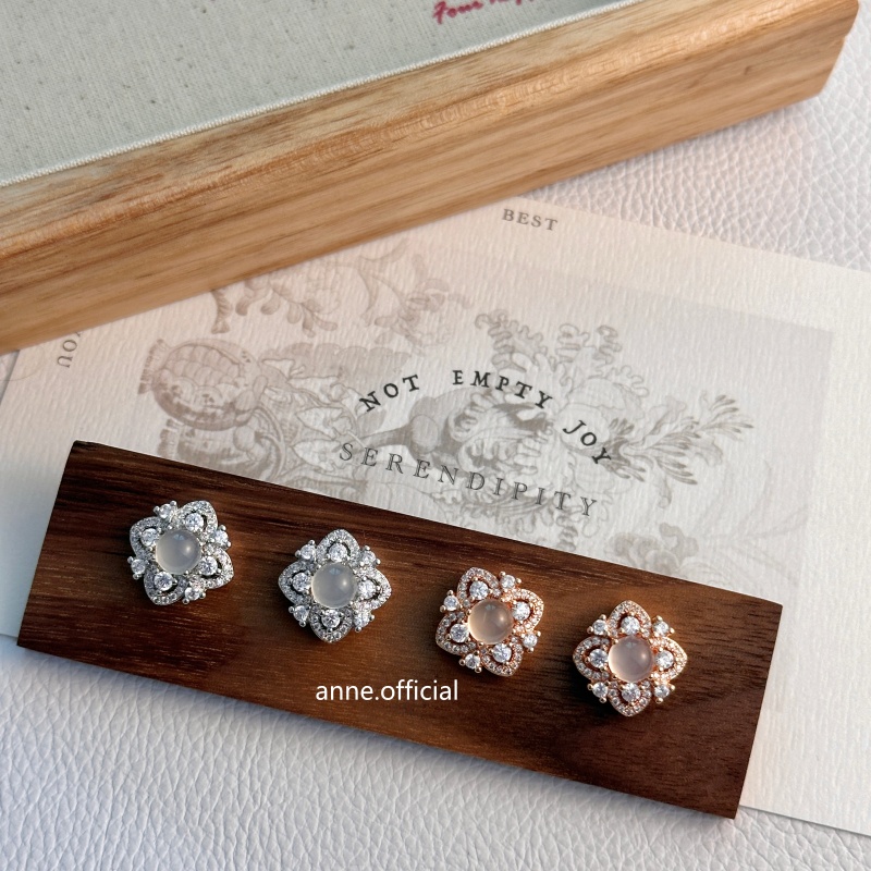 铜合金耳饰 清冷新中式四叶镶锆耳钉【R596】