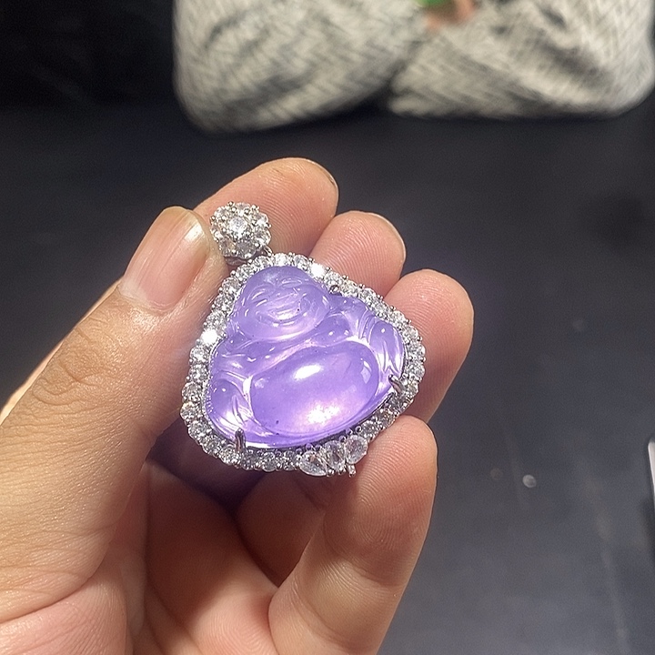 翡翠颈饰未镶嵌价格也