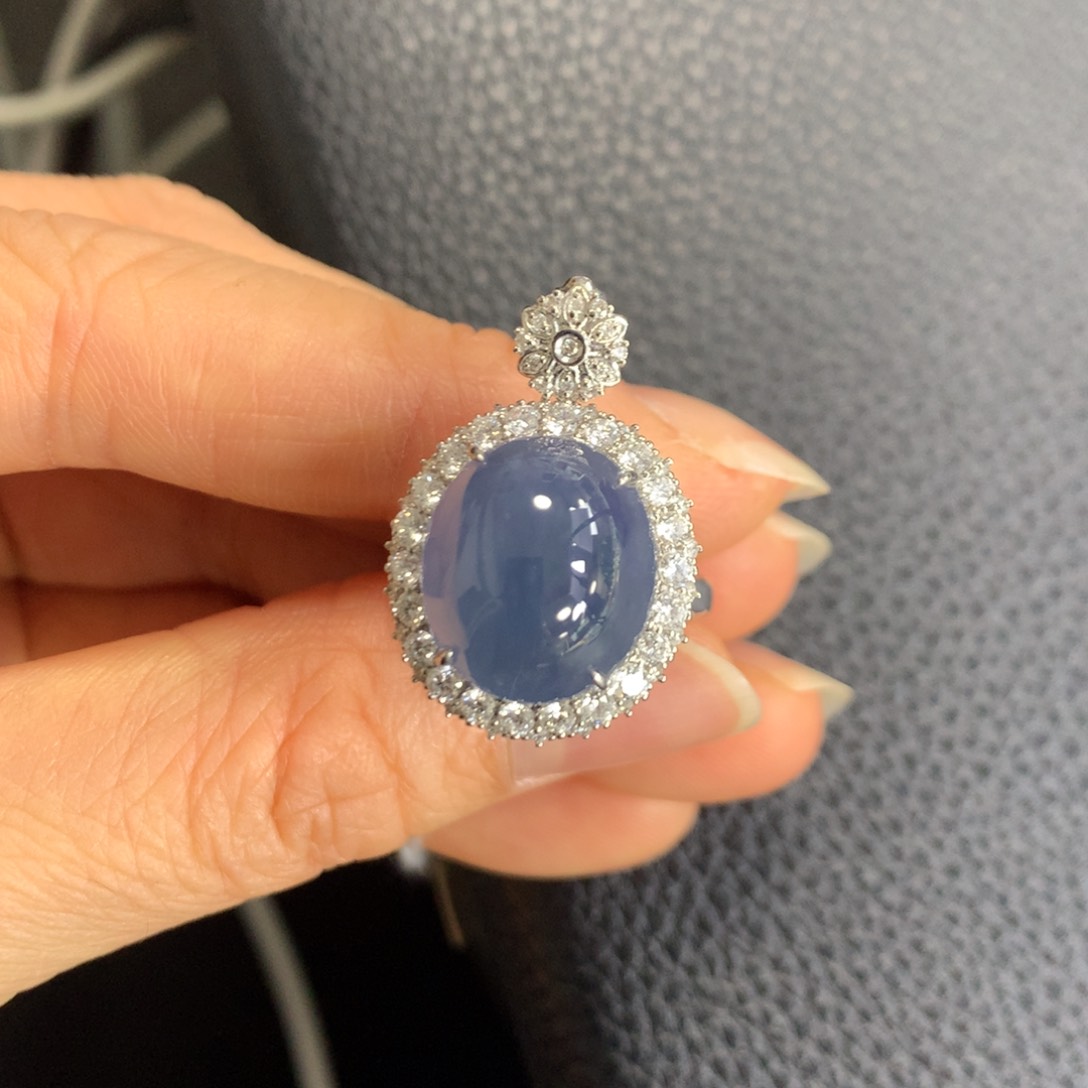 翡翠戒指18K金镶嵌翡翠