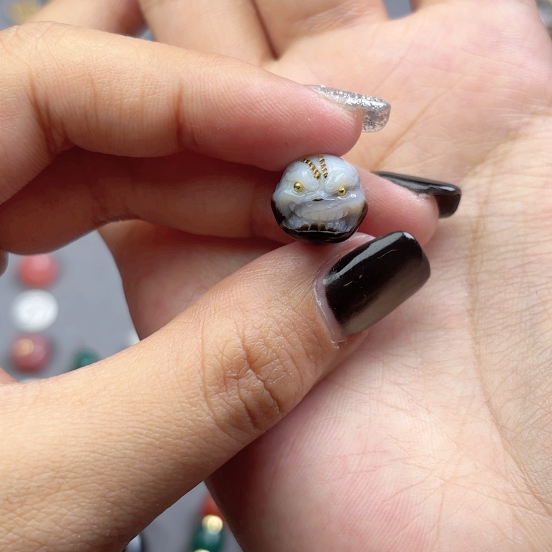 玛瑙/玉髓1未镶嵌12mm。