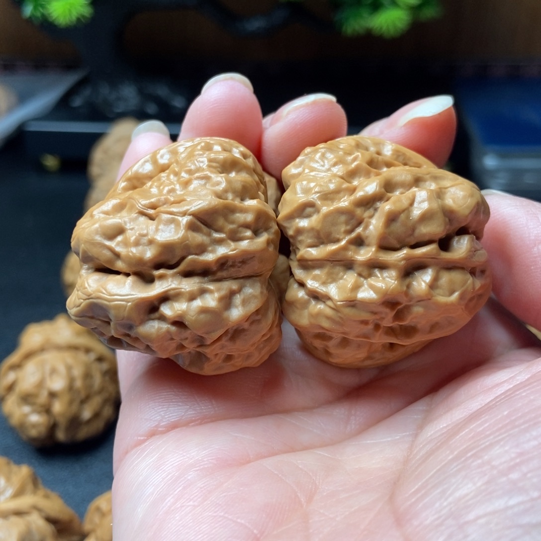 文玩核桃把件蛤蟆头38