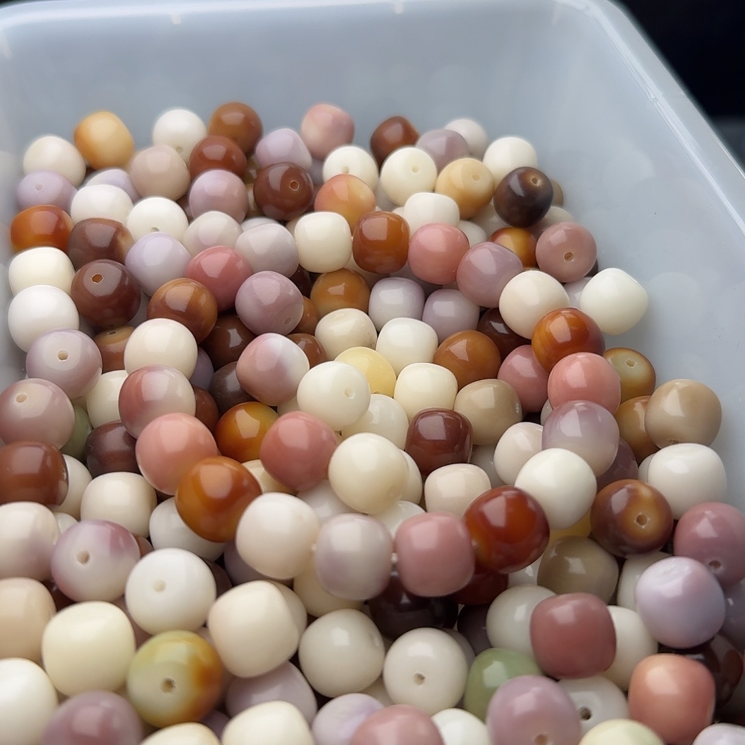 菩提根/象牙果吊坠50 颗骨瓷糖壳 12 桶