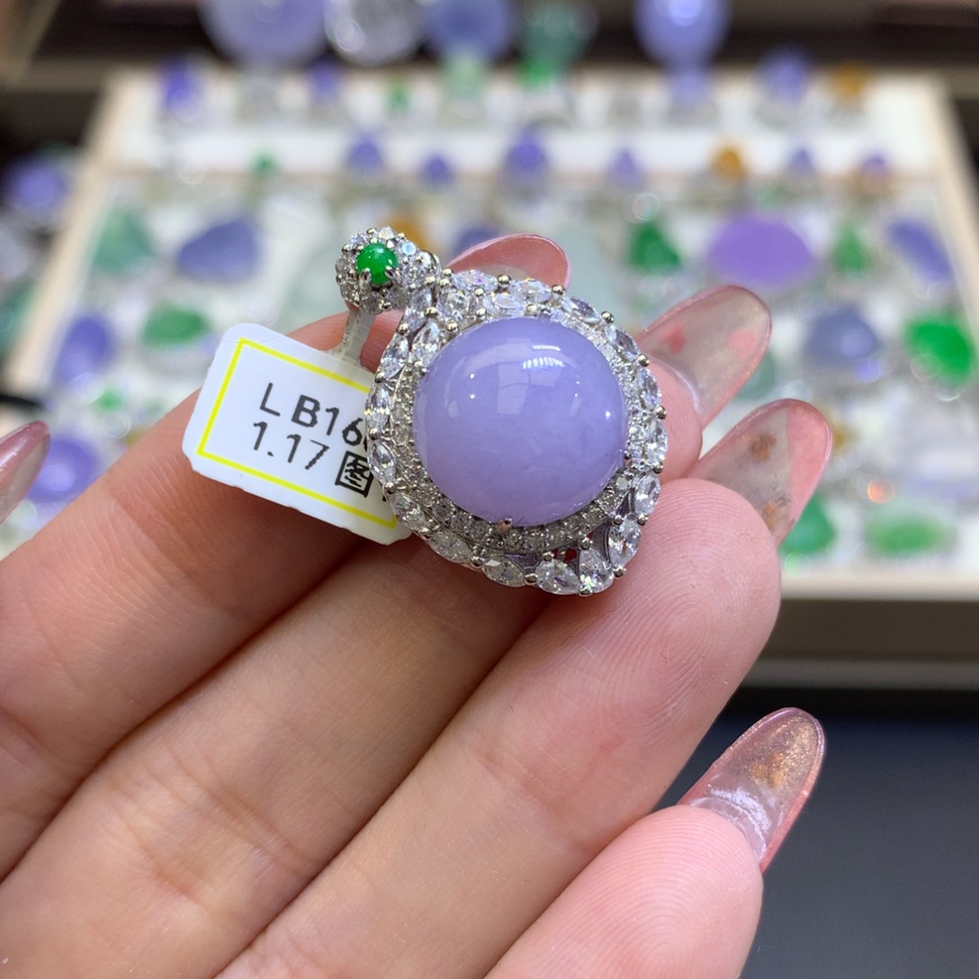 翡翠颈饰银S925镶嵌翡翠