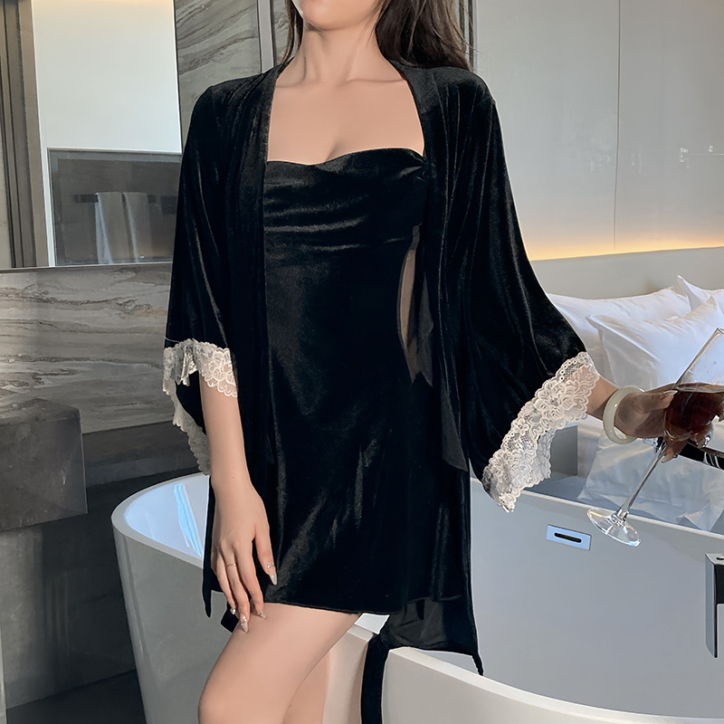 2025新款名媛丝绒网纱拼接挂脖睡裙气质一字肩连衣裙显瘦辣妹短裙