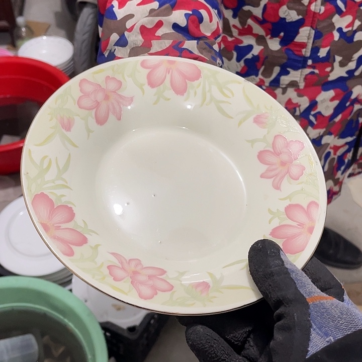 b***a瓷片春蕾象牙磁20.5厘米深盘6个 微瑕疵