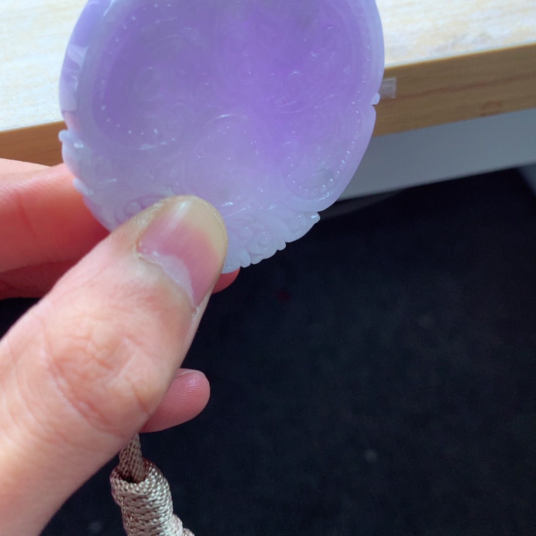 翡翠颈饰未镶嵌吊坠