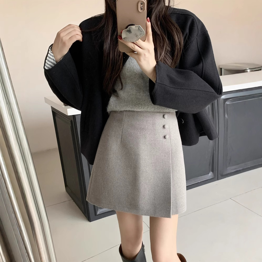 YK- 99298~韩版减龄A字半裙毛呢斜边扣高腰百搭半身裙