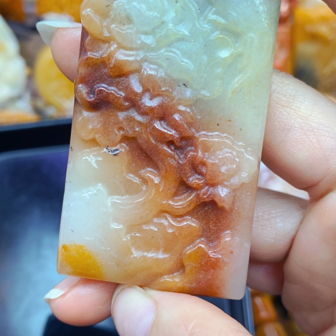 未镶嵌石英质玉（黄龙玉）吊坠(不含链)