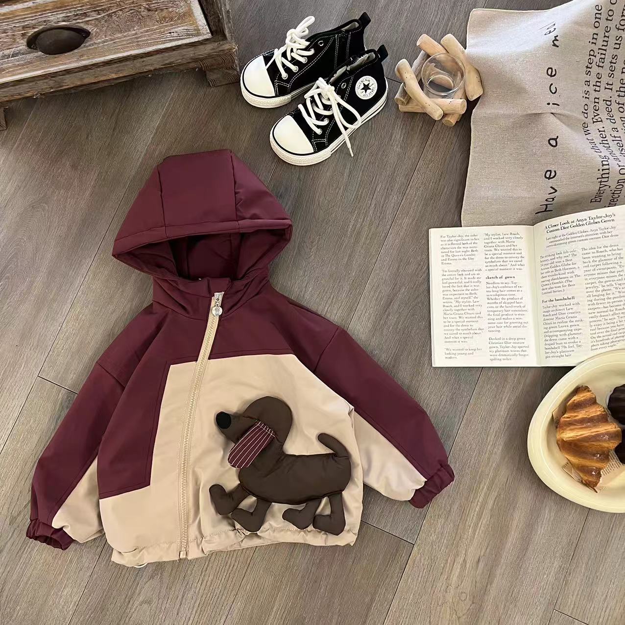 儿童冬季韩版卡通拼色立体小狗加绒外套H1719