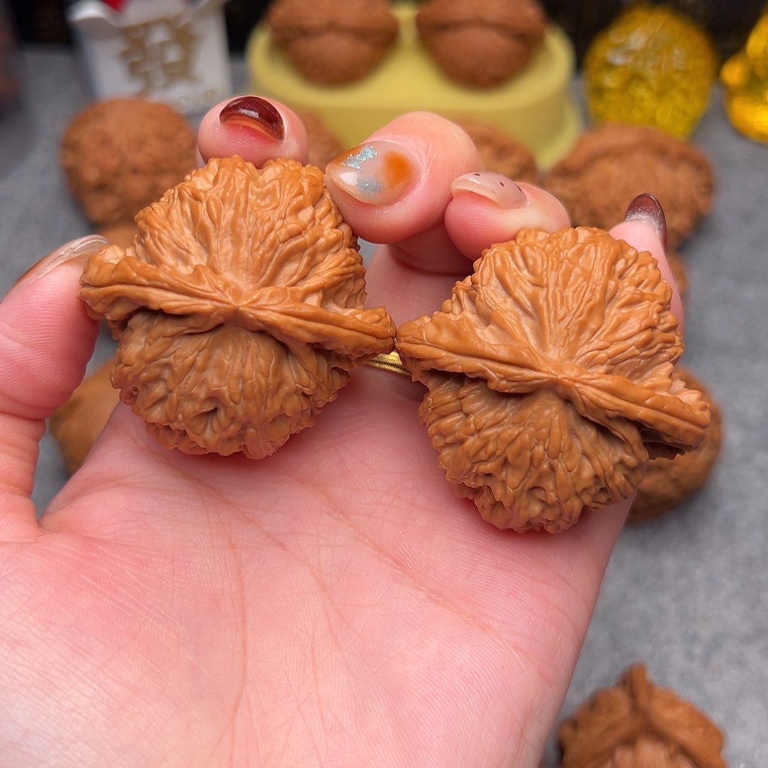 把件文玩核桃用****4毕业精品精配狮子头球白45.8全品