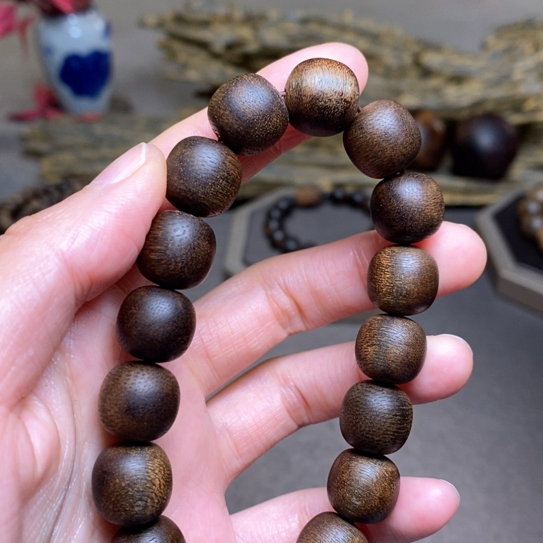 沉香手串越南芽庄白棋楠蜜结料1.2
