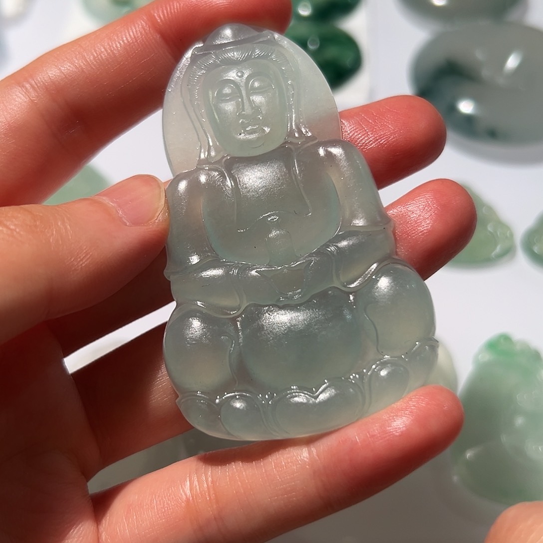 定制翡翠未镶嵌挂件