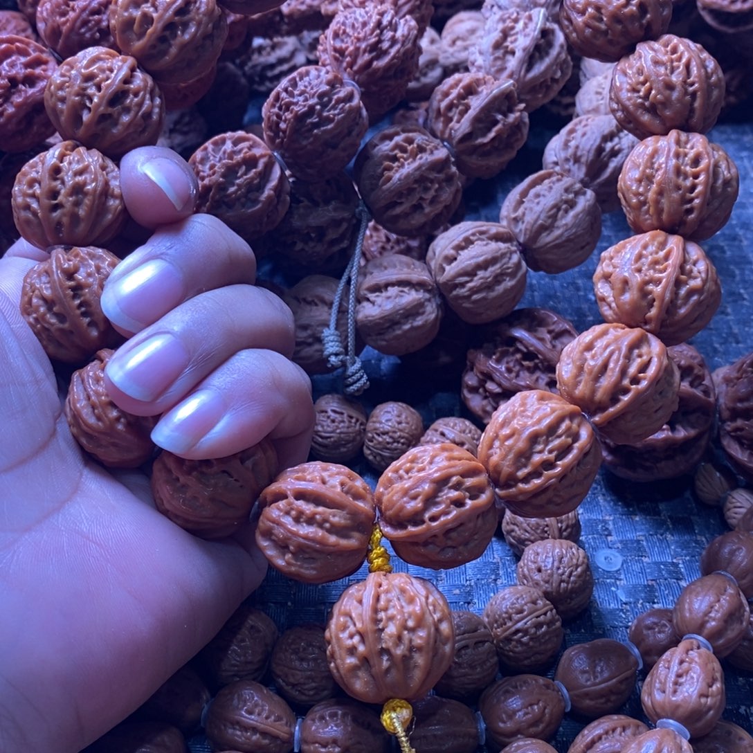 油***丘吊坠文玩核桃蚂蚁纹京八棱