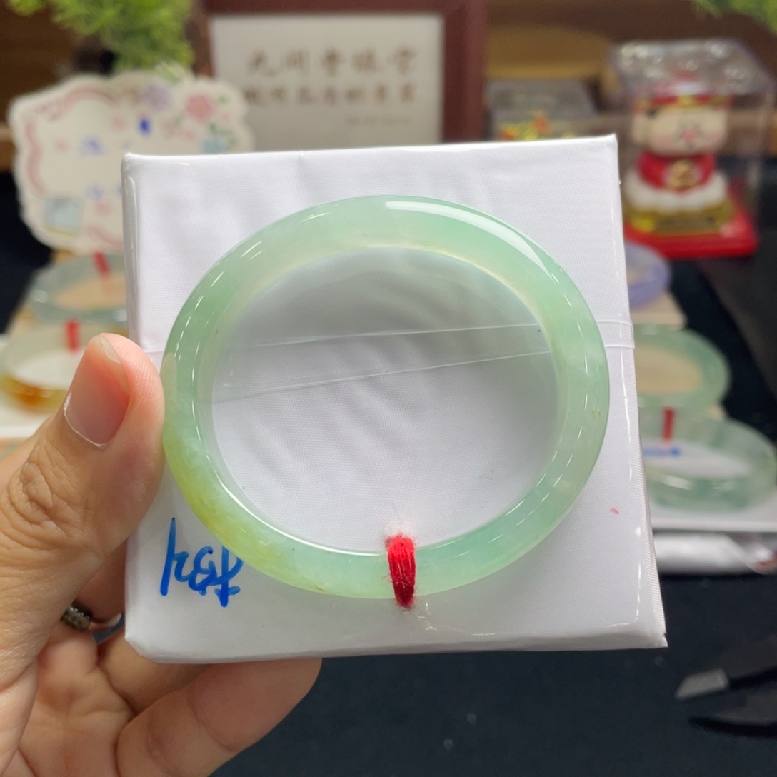 翡翠手镯未镶嵌8号 52贵妃