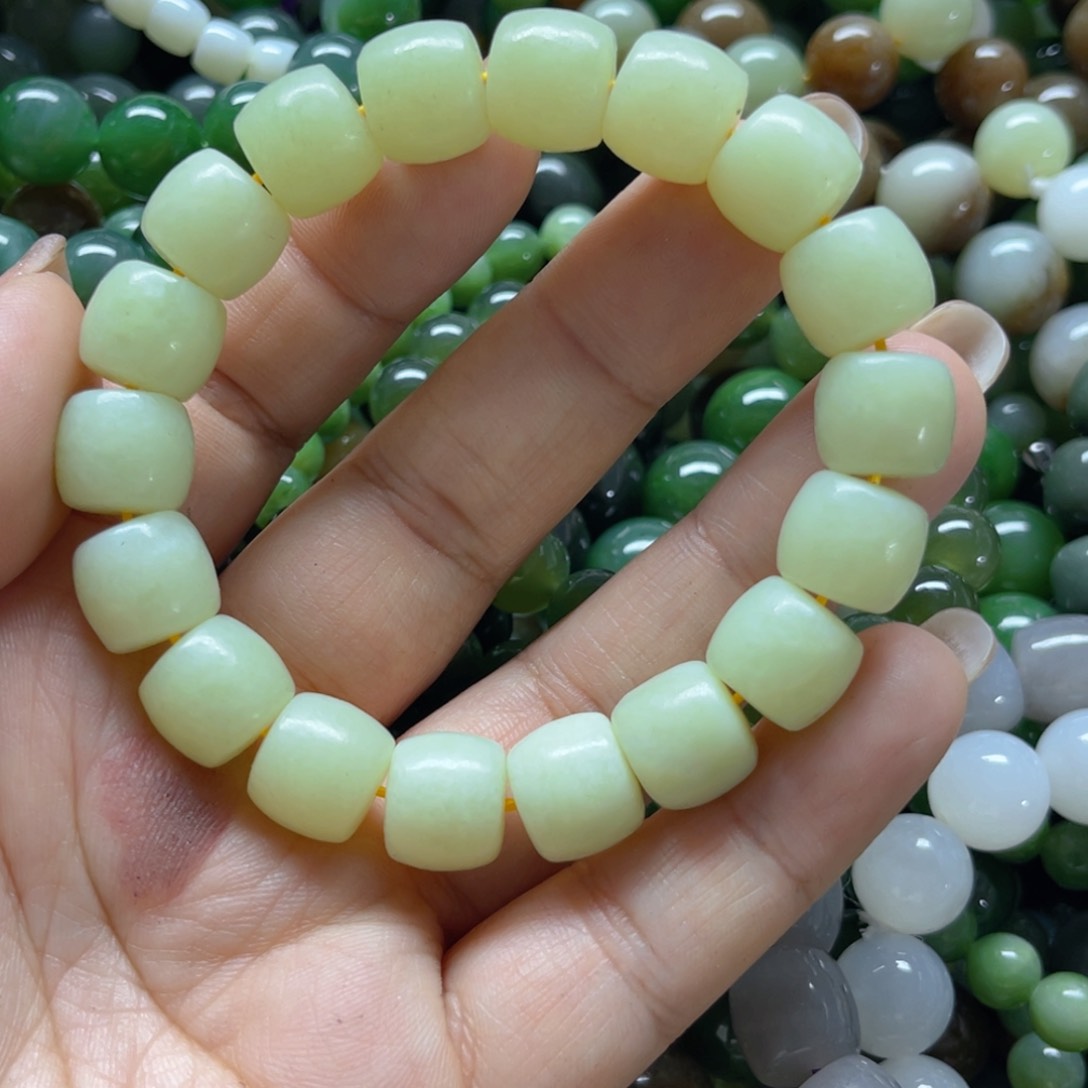 和田玉手链未镶嵌