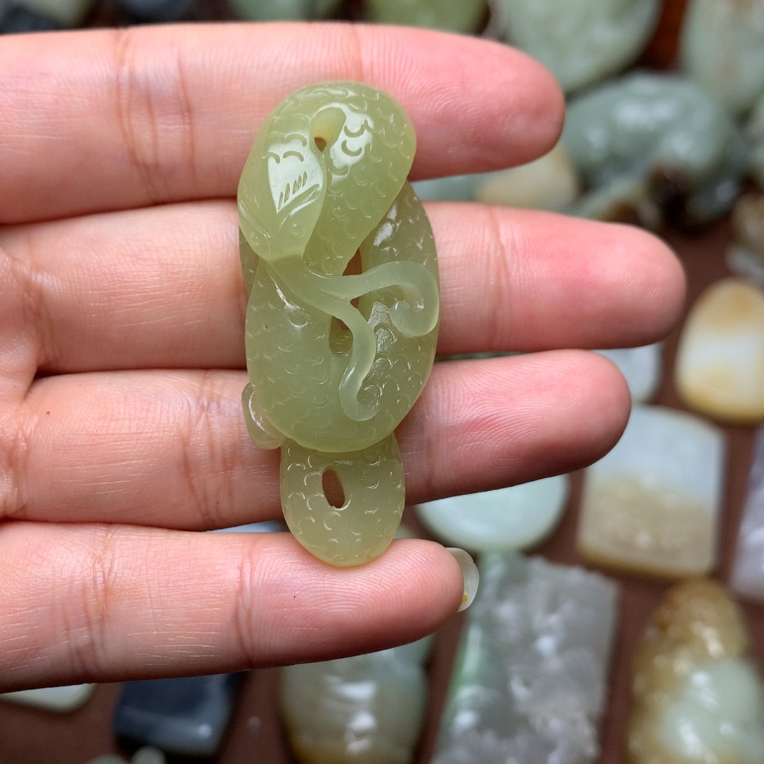 和田玉挂件未镶嵌