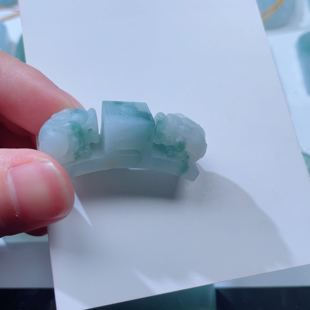 未镶嵌定制翡翠翡翠