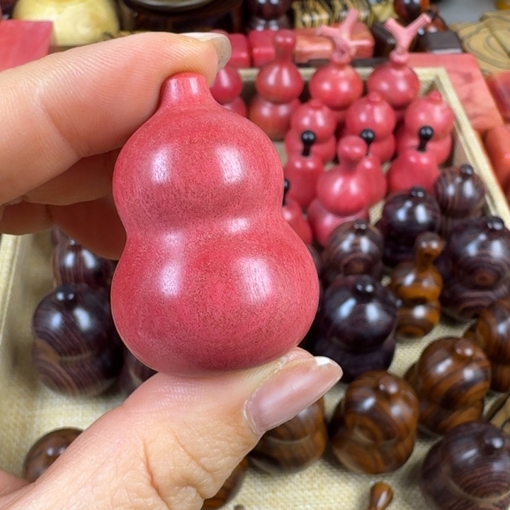 狮***N粉象        粉象