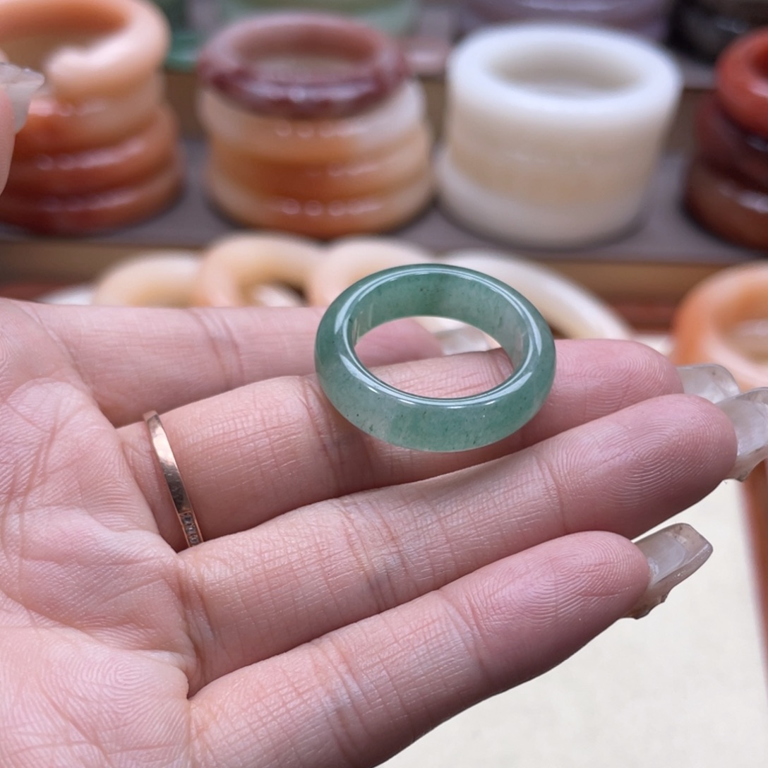 石英质玉手镯未镶嵌@****美