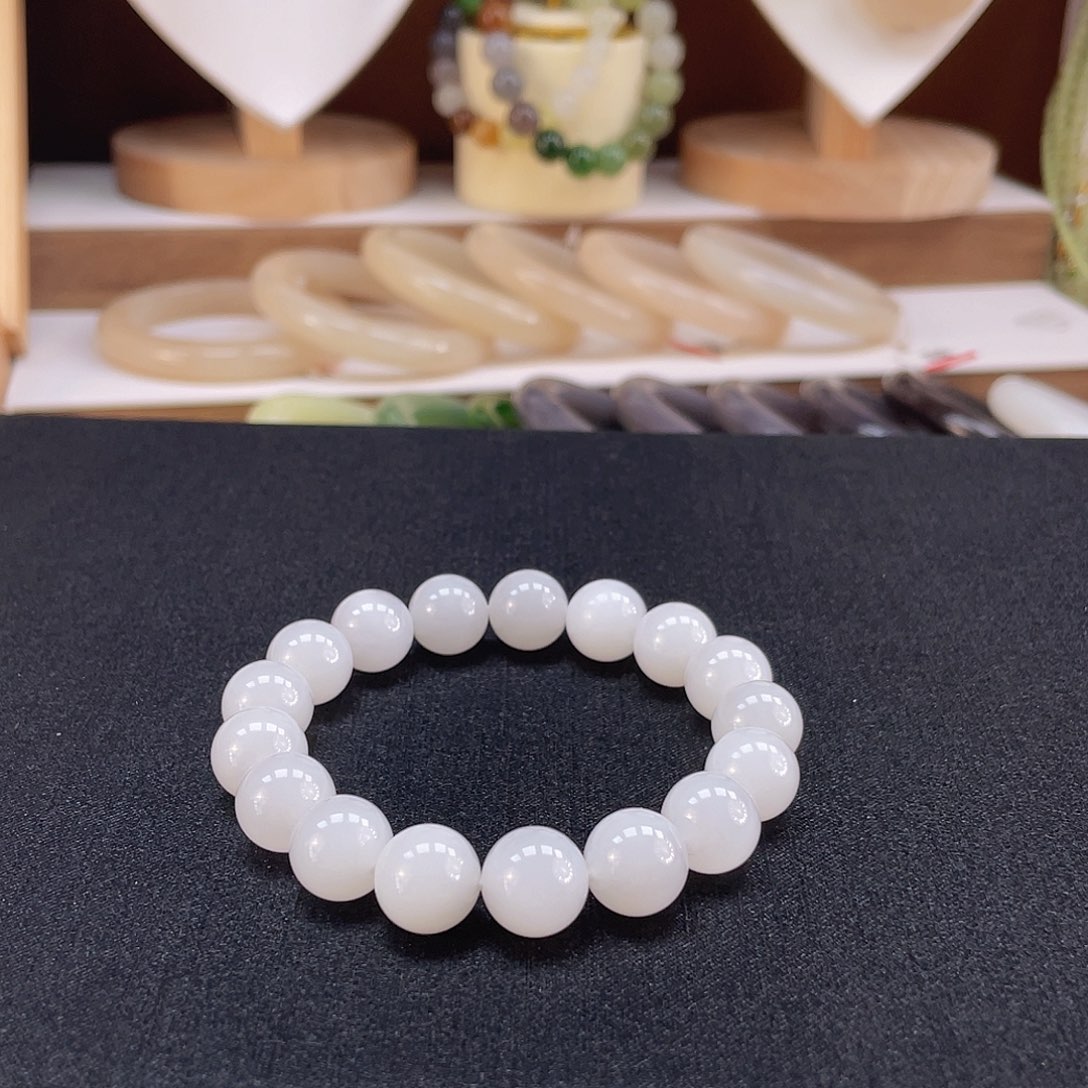 和田玉手串未镶嵌