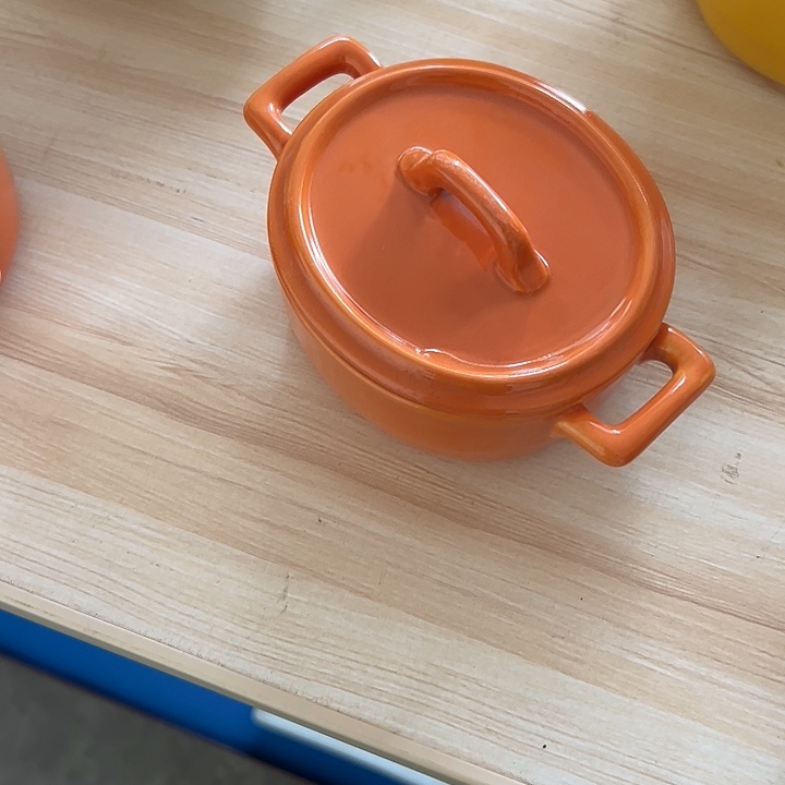 红***国营尾货四厂锅一套1