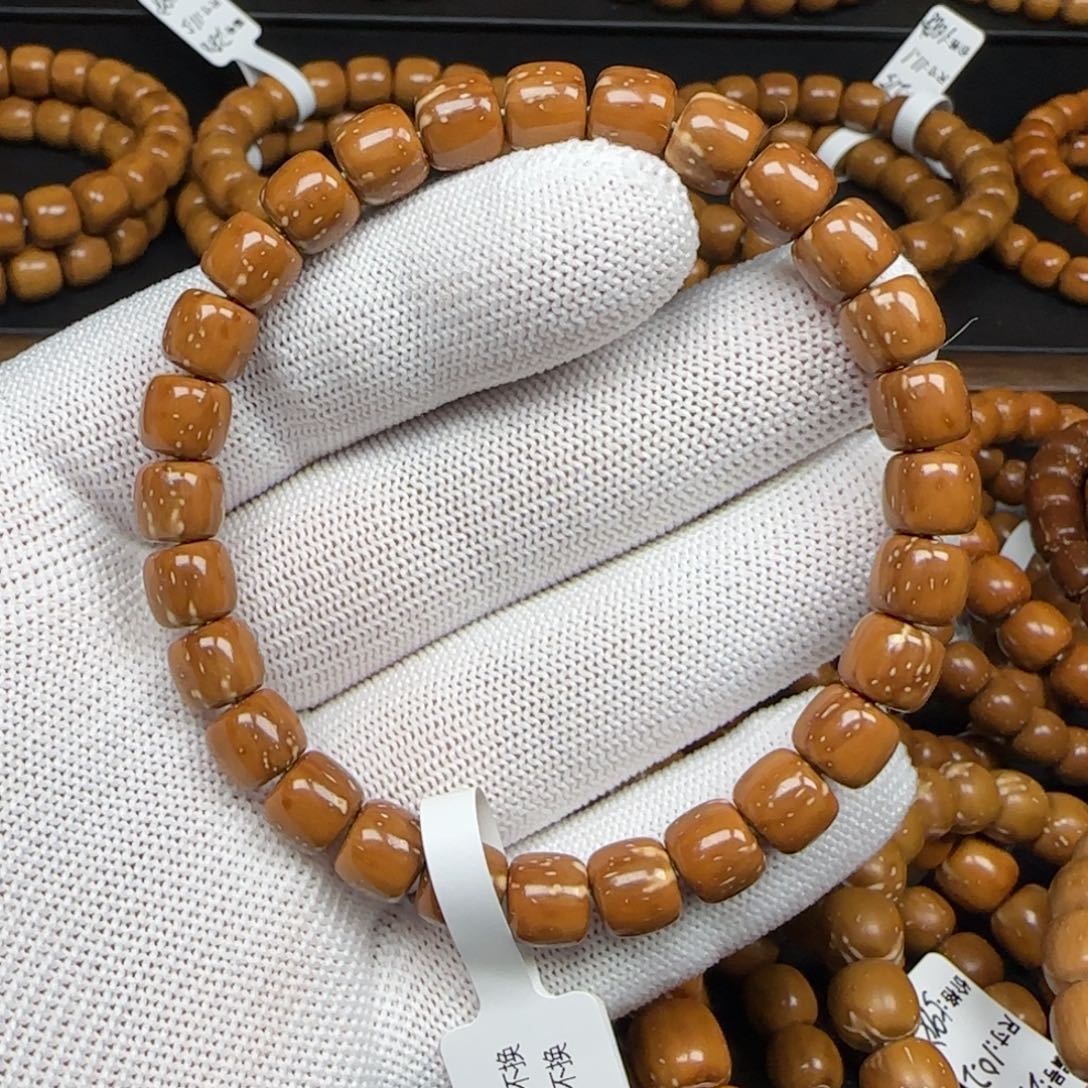 手串紫金鼠8.3mm实心老型（跨年福利）265