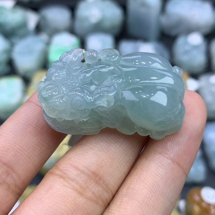 翡翠未镶嵌颈饰天然缅甸翡翠
