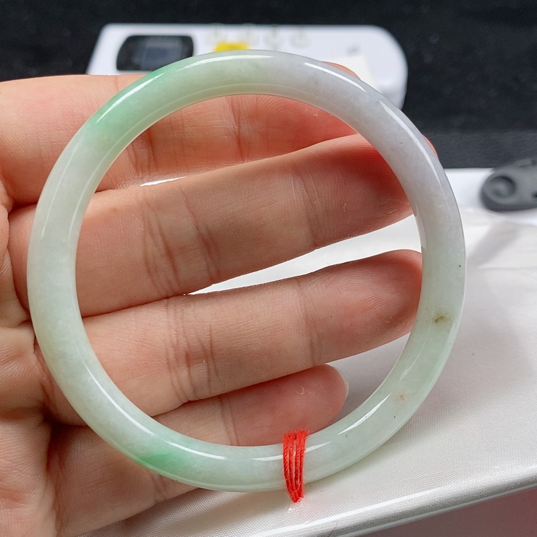 【闪购商品】翡翠手镯（圆镯）未镶嵌309号