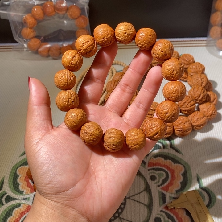 文玩核桃吊坠……10