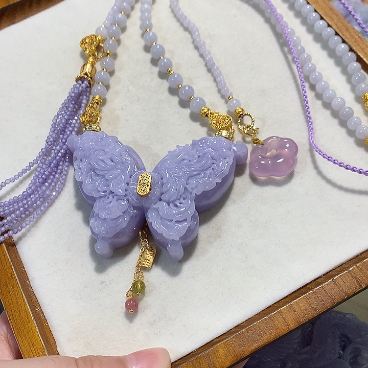 翡翠未镶嵌颈饰翡翠吊坠