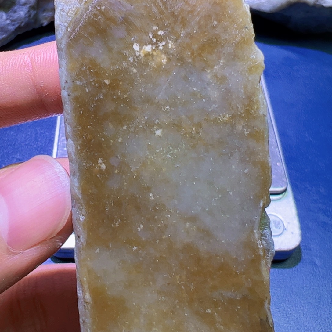 未镶嵌和田玉（糖玉）珠宝半成品