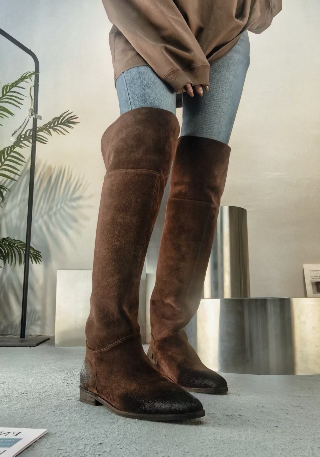 萝茜妮嫚早秋新款时尚真皮复古做旧粗跟平底牛仔女生过膝骑士长靴