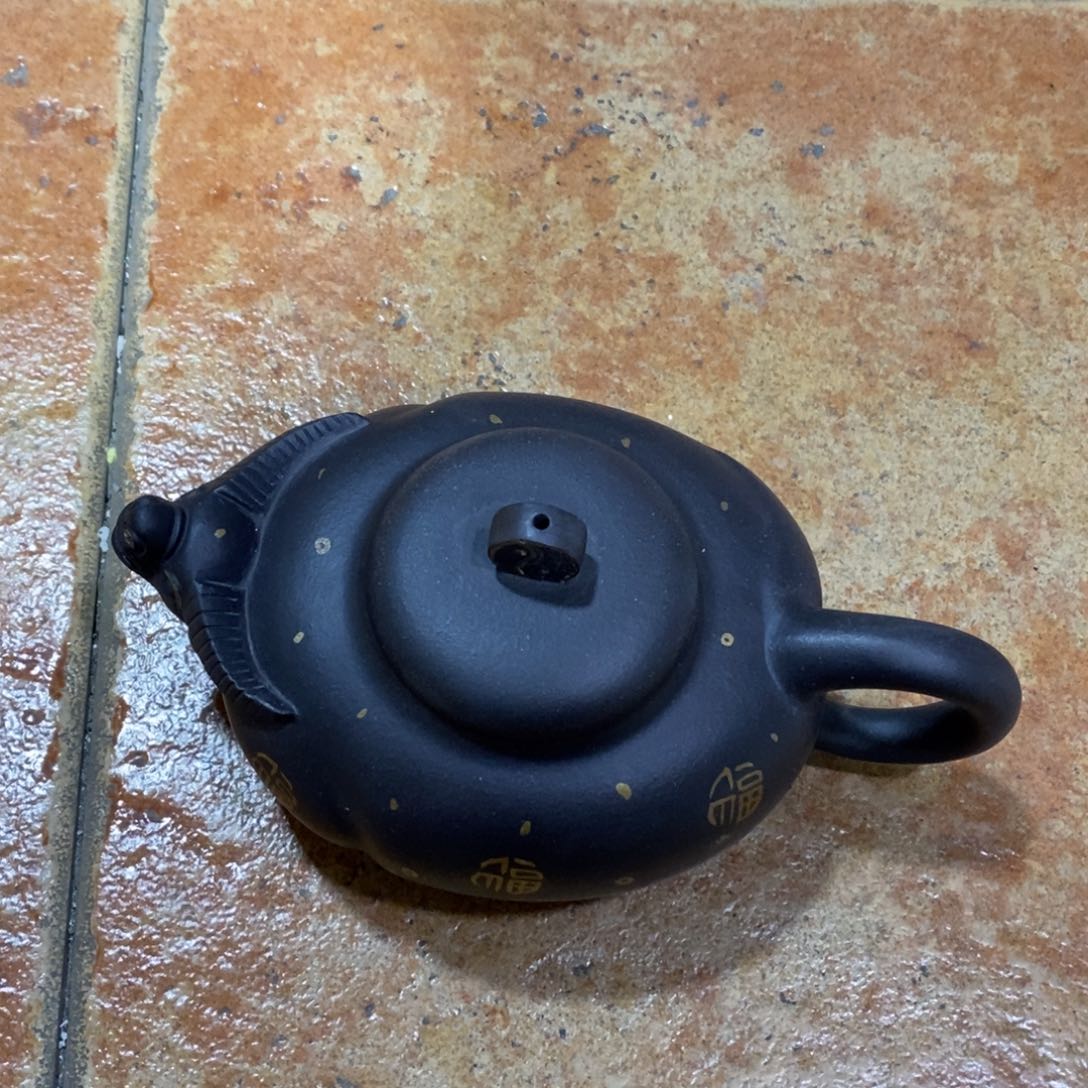 紫砂茶壶白17 牛气冲天 黑料