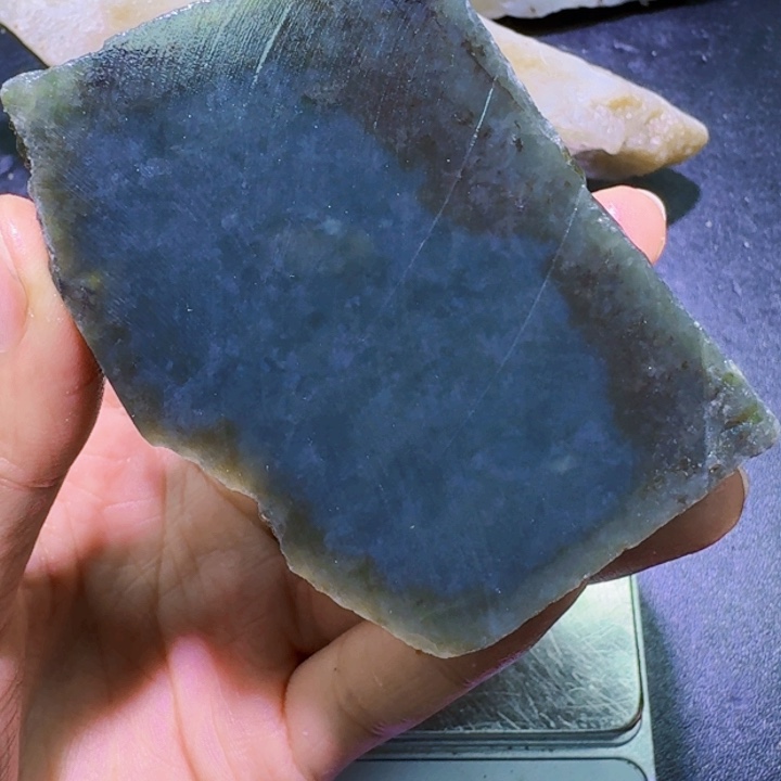 未镶嵌和田玉（糖玉）珠宝半成品