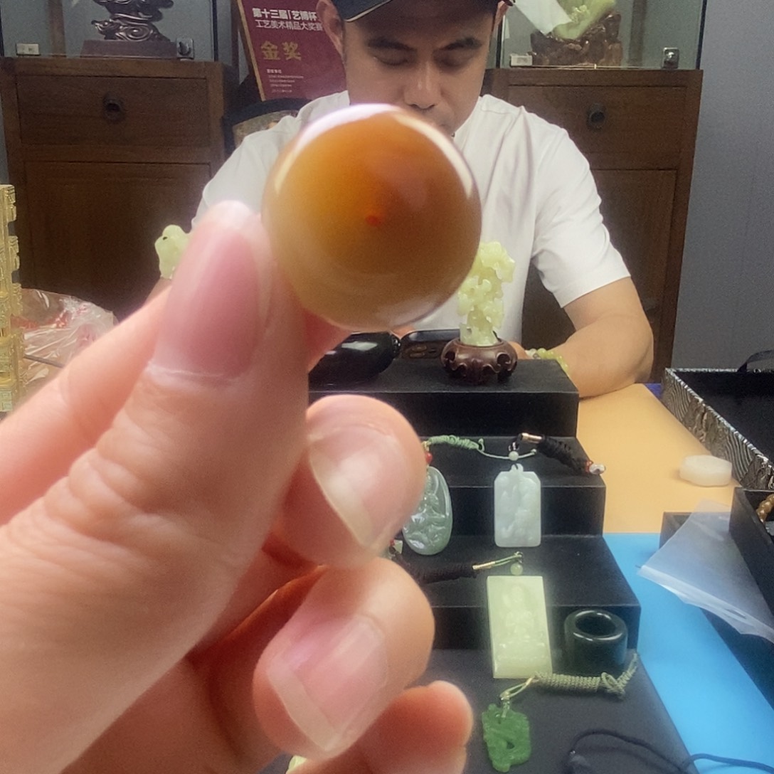 和田玉（糖玉）未镶嵌颈饰