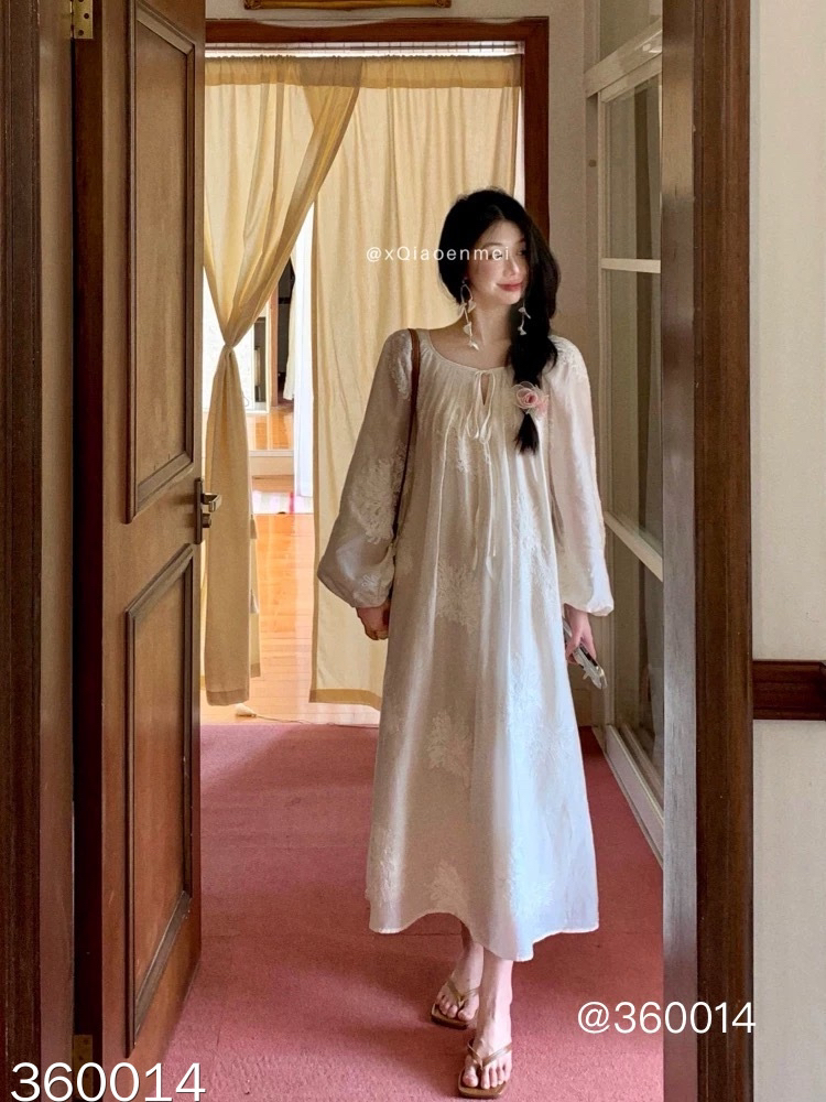 法式复古白色配腰带长袖连衣裙夏季新款