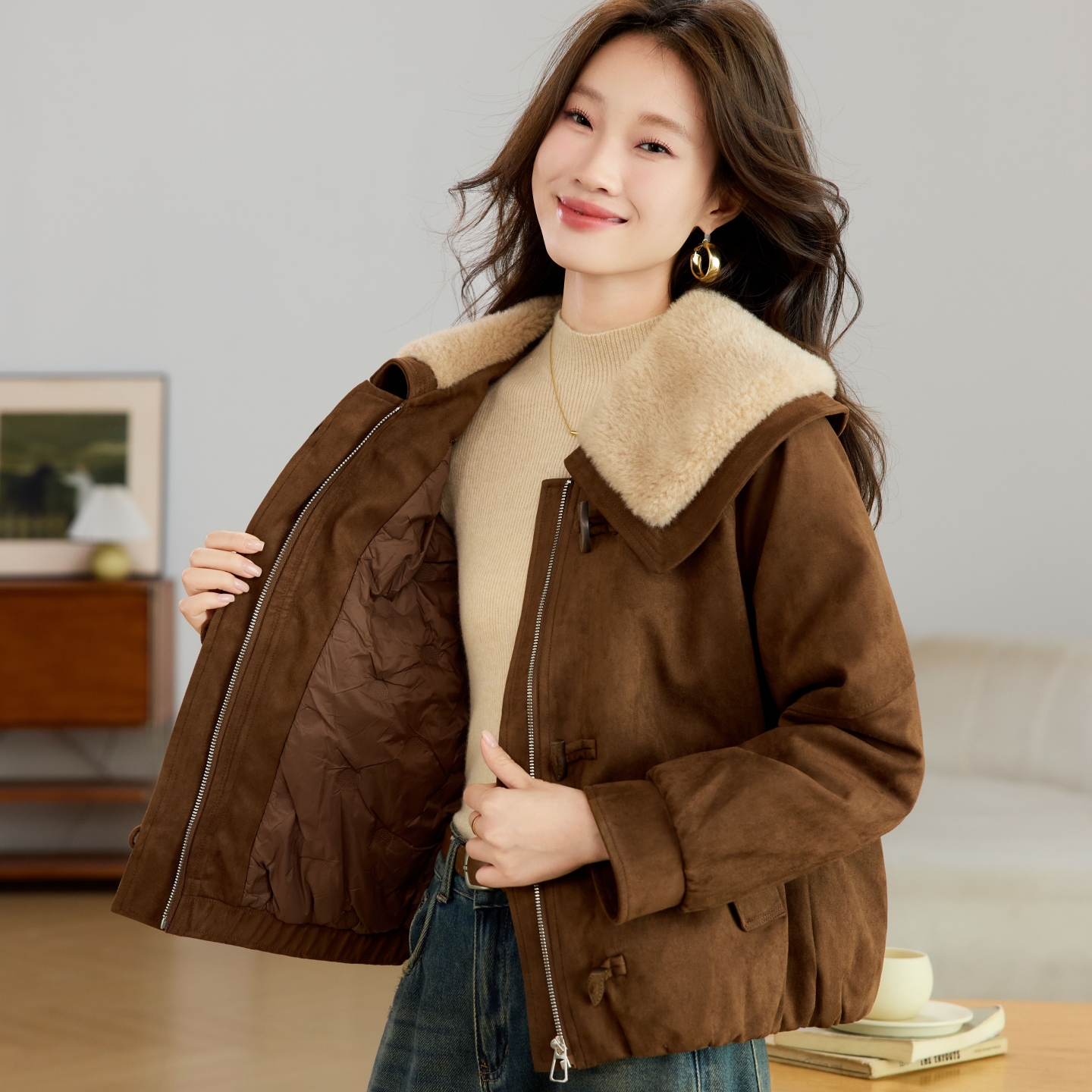 美拉德风羊羔毛翻领夹棉加厚外套女2025冬季短款棉衣鹿皮绒棉服潮