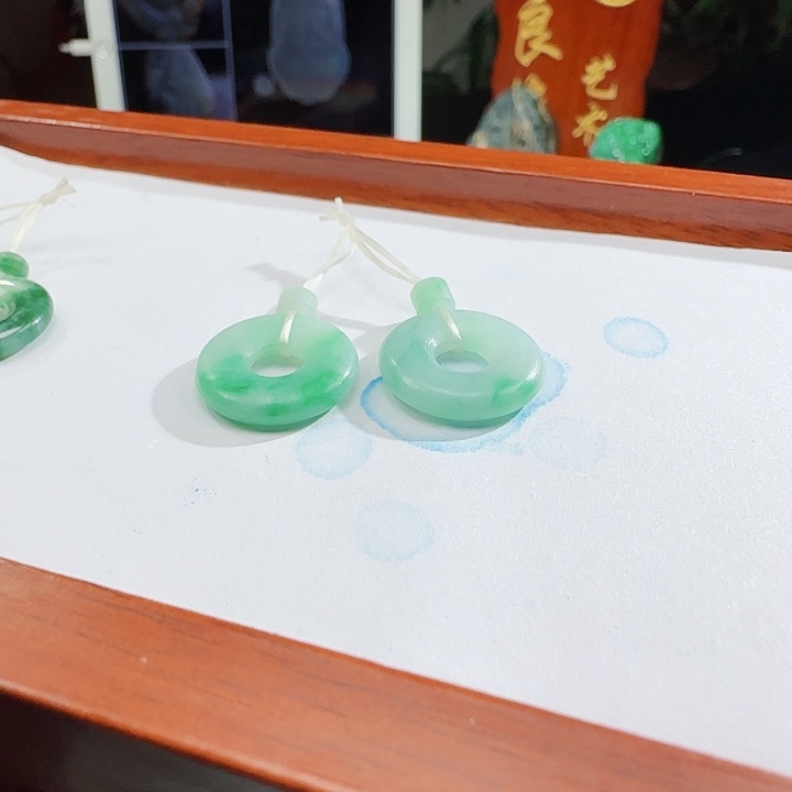 定制翡翠未镶嵌翡翠首饰