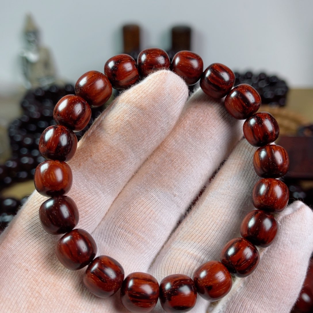 小叶紫檀手串/手链10.5/11老型高油润黑飘红拆房老料