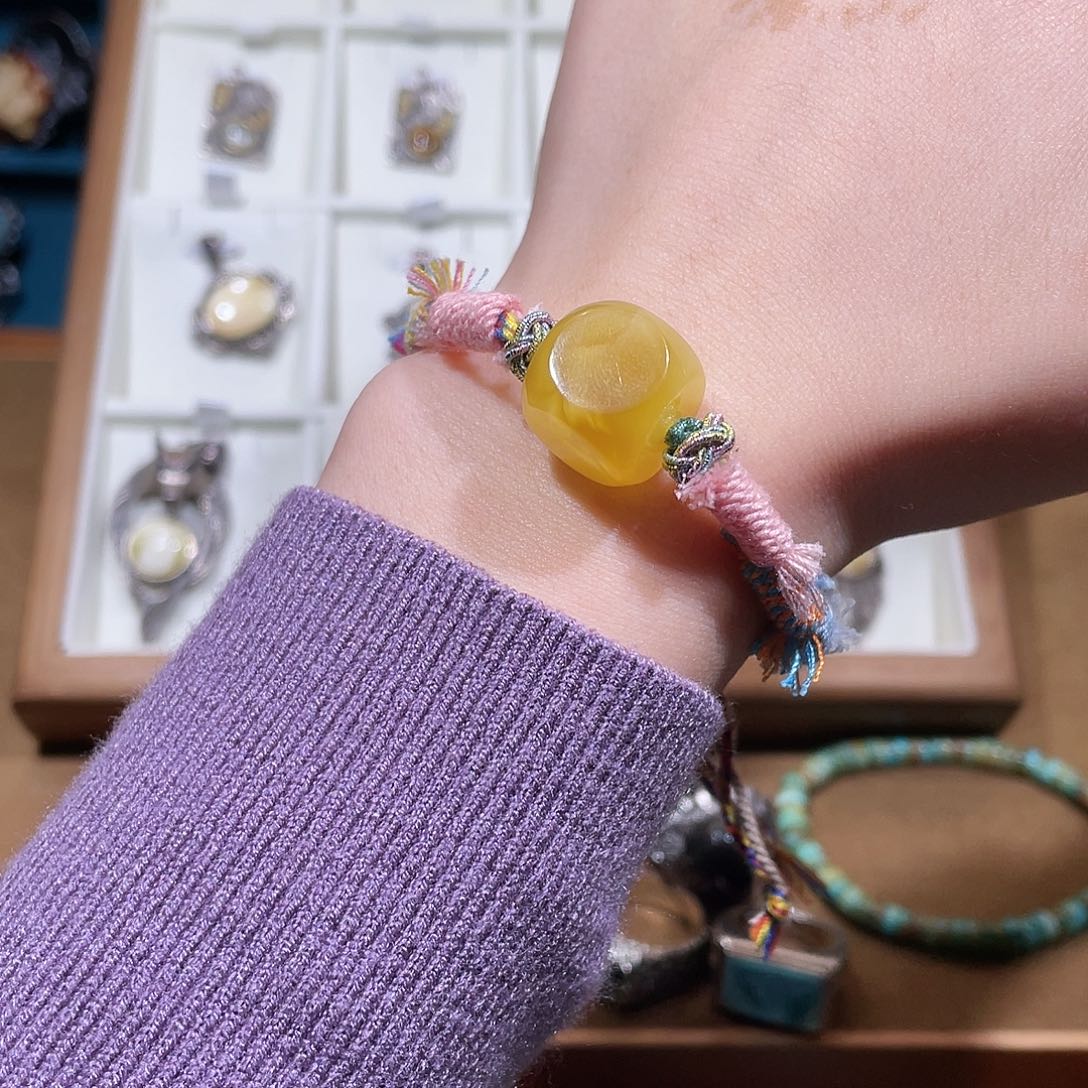 琥珀未镶嵌手链手链