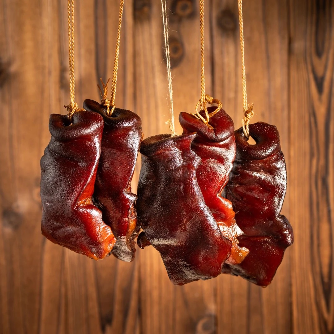 猪拱嘴柏树烟熏腊味农家味