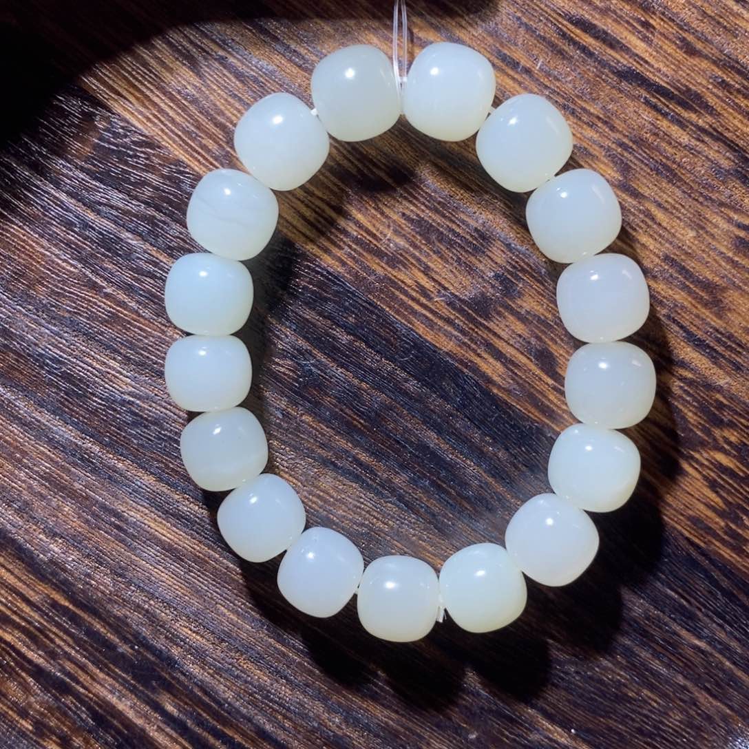 和田玉手串未镶嵌13m老型（微瑕）