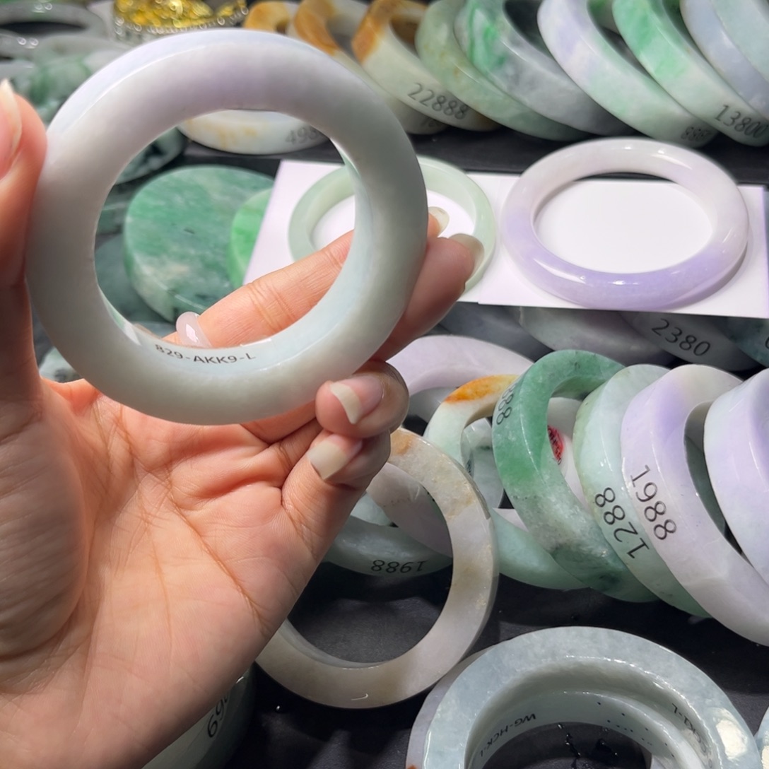 定制翡翠手镯未镶嵌