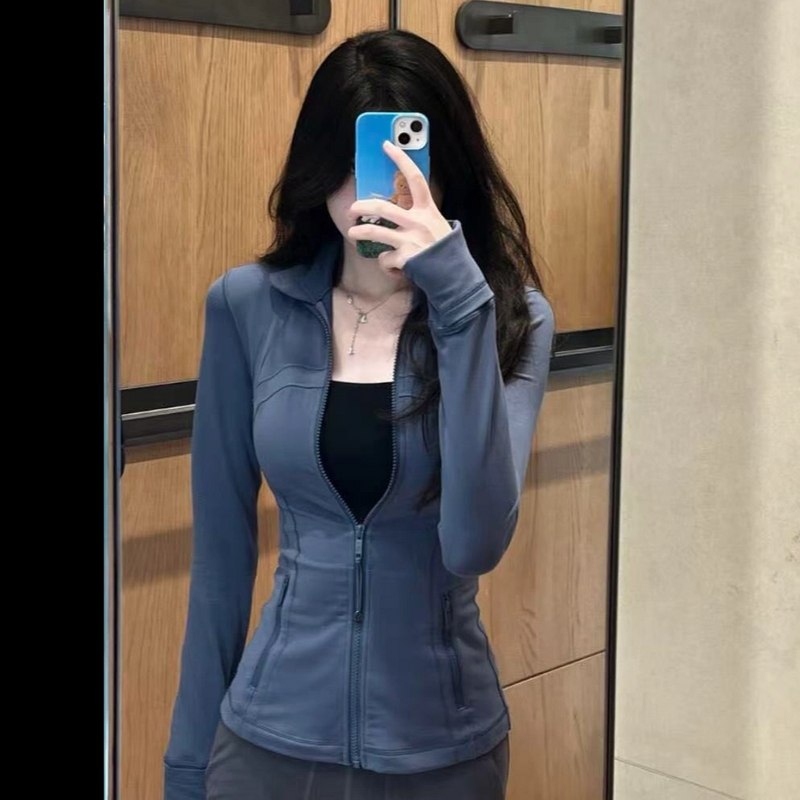 经典define女士连帽外套