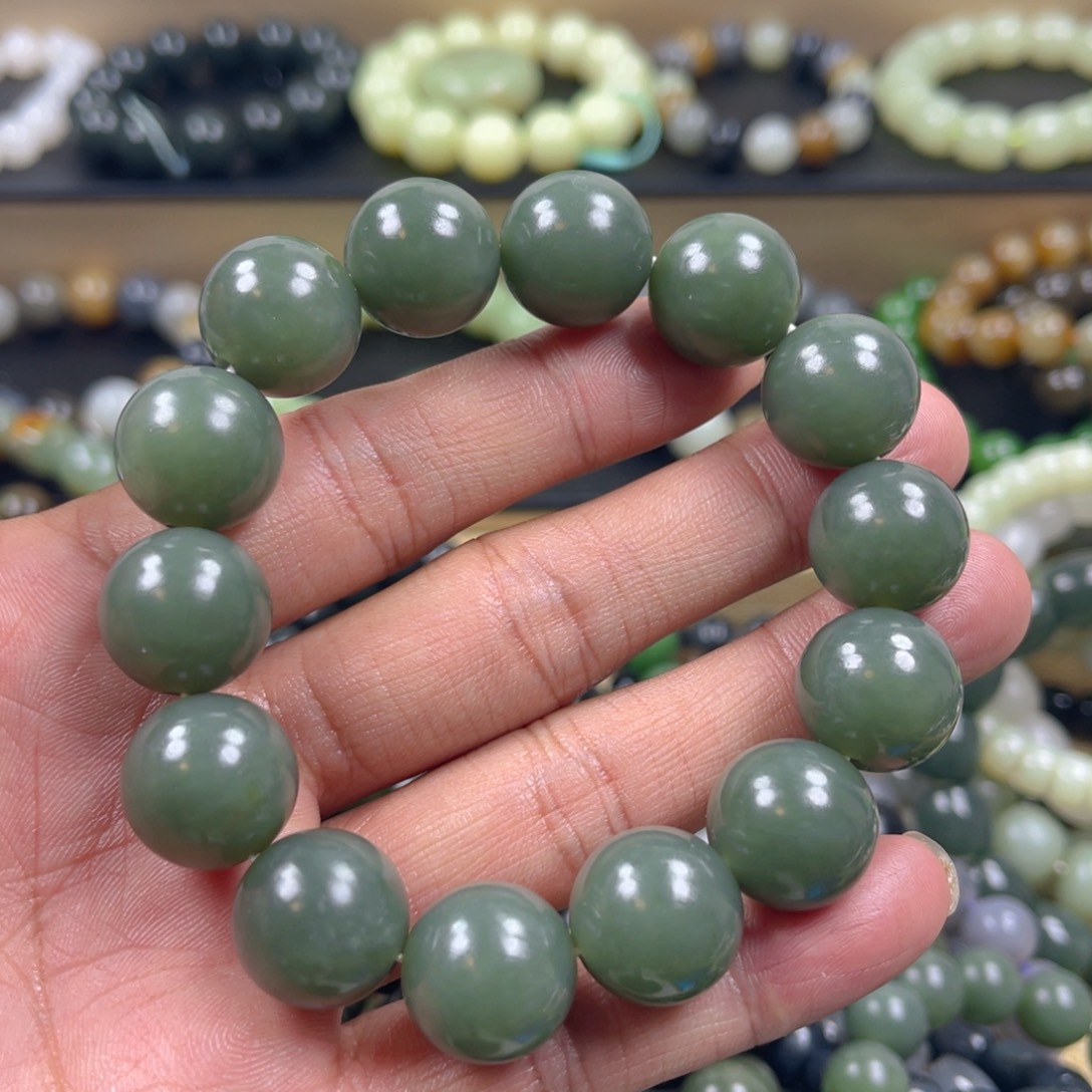 和田玉手串未镶嵌