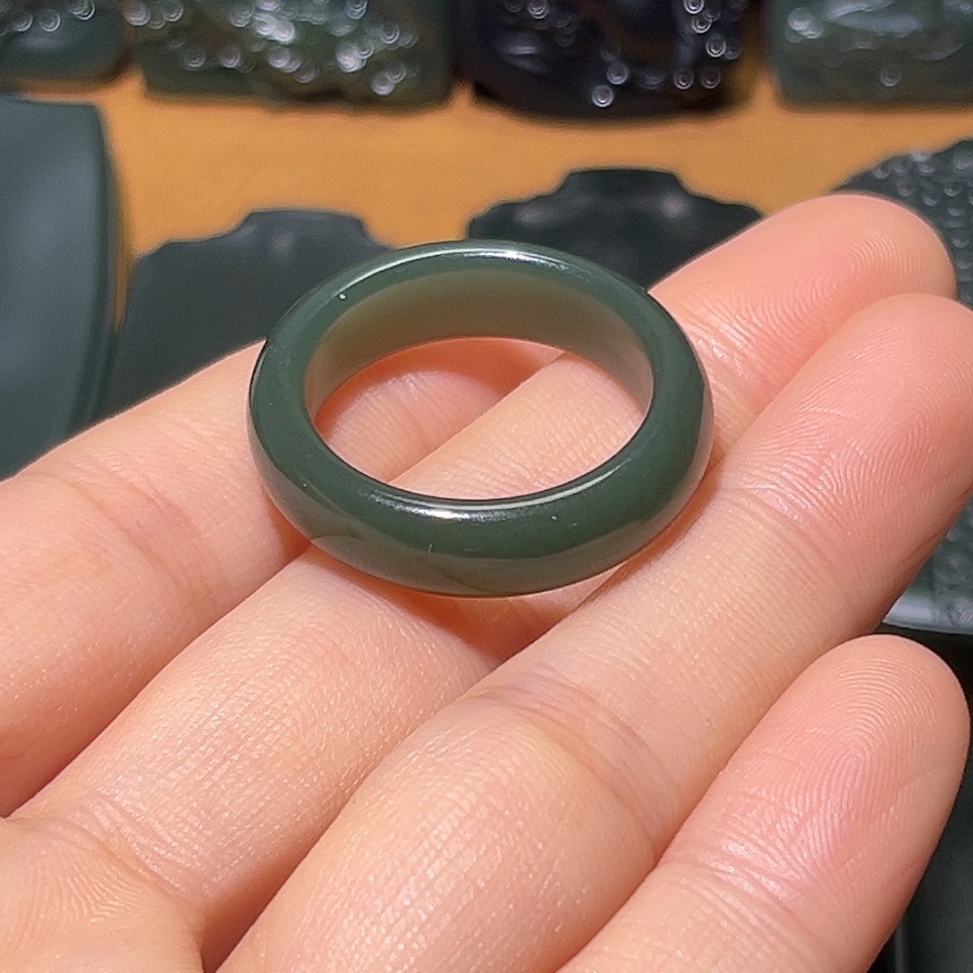 和田玉（青玉）未镶嵌颈饰